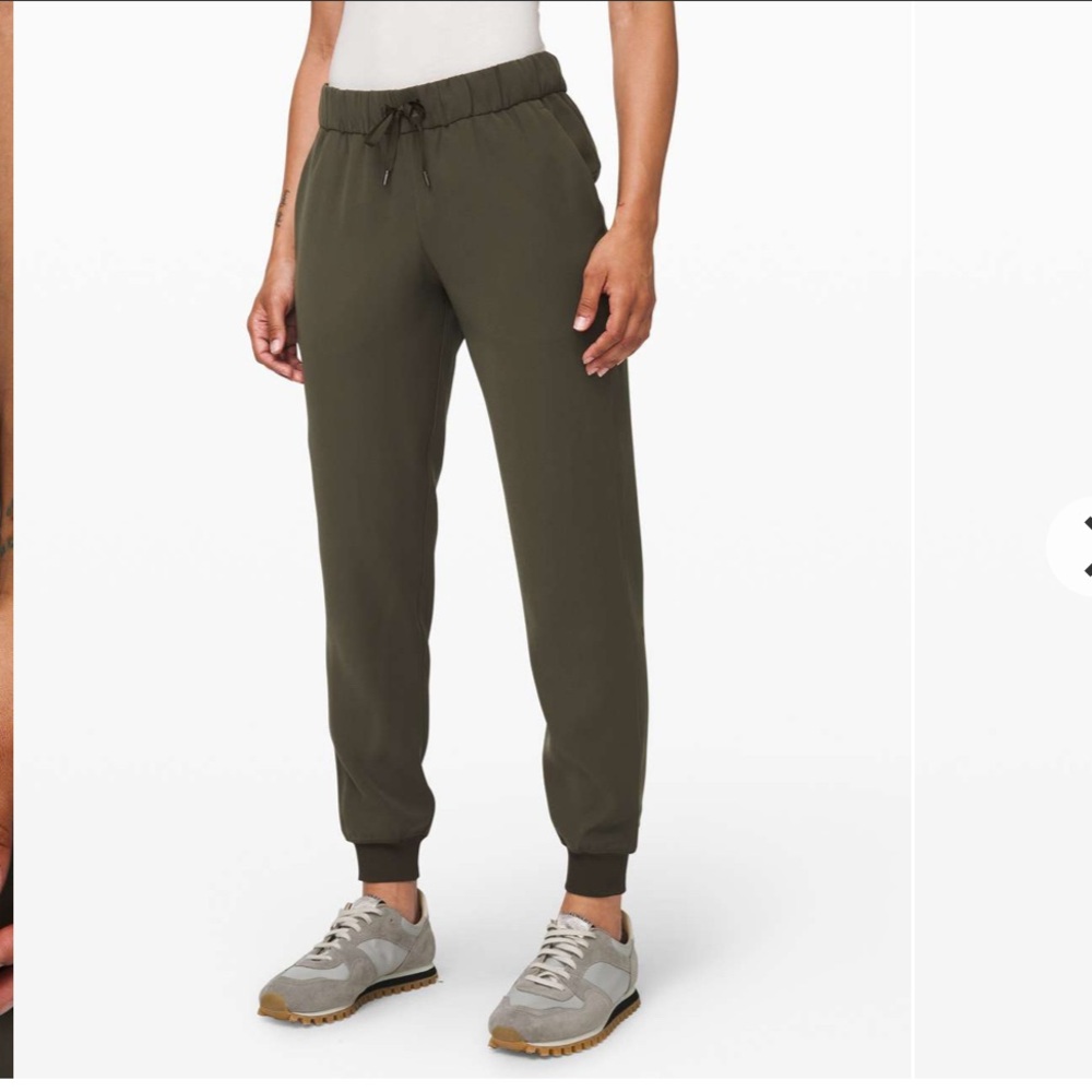 Lululemon On the Fly Jogger Dark Olive Size 10 Woven